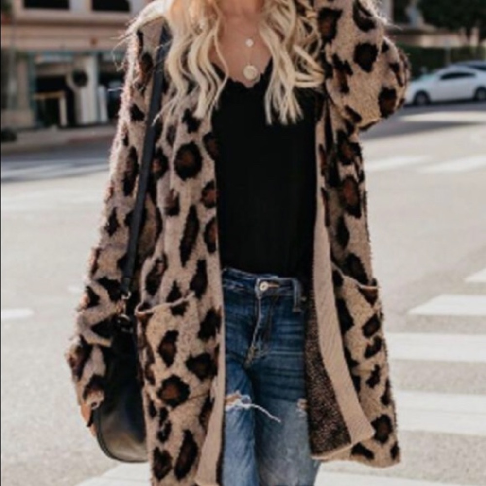 New Leopard print cardigan